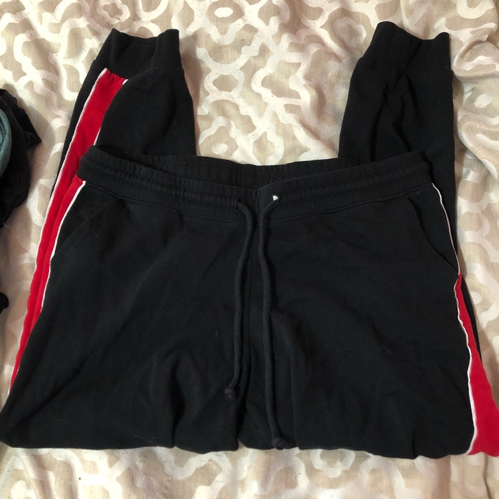 H&M Joggers - Picture 2 of 3
